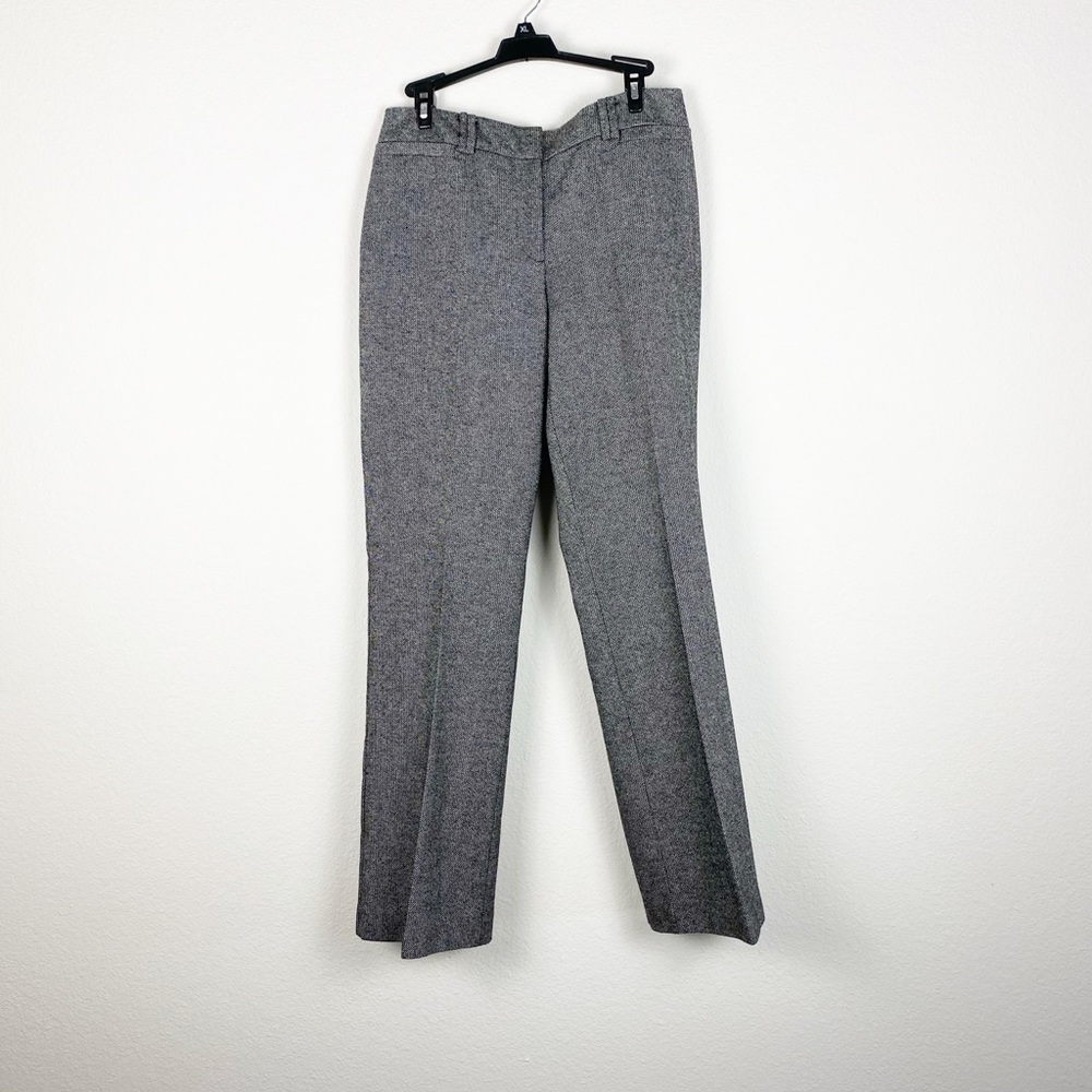 🌻 3/$15 Ann Taylor Gray Pleated Curvy Pants